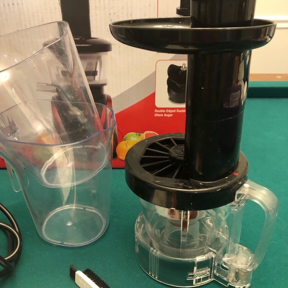 Tribest slow star sw-2000 vertical slow juicer and mincer - Picture 4 of 9